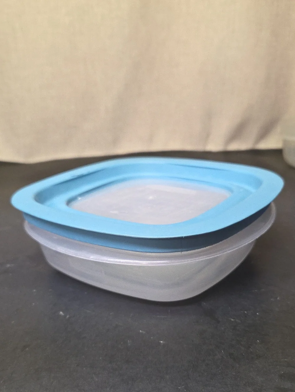 Rubbermaid this vintage